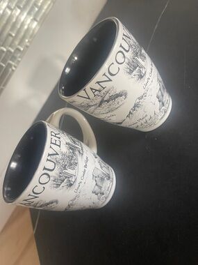 Vancouver White and black Ceramic Travel Mug - Set of 2